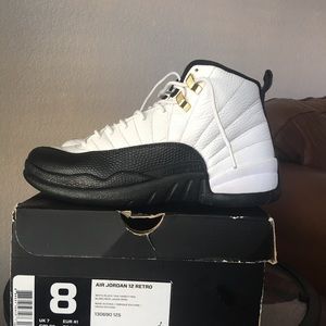 Jordan 12’s Taxi men’s size 8